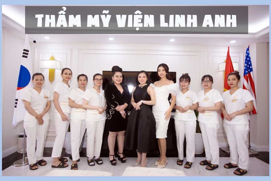 Hoa hậu Đỗ Mỹ Linh chụp cùng đội ngũ nhân viên thẩm mỹ viện Linh Anh